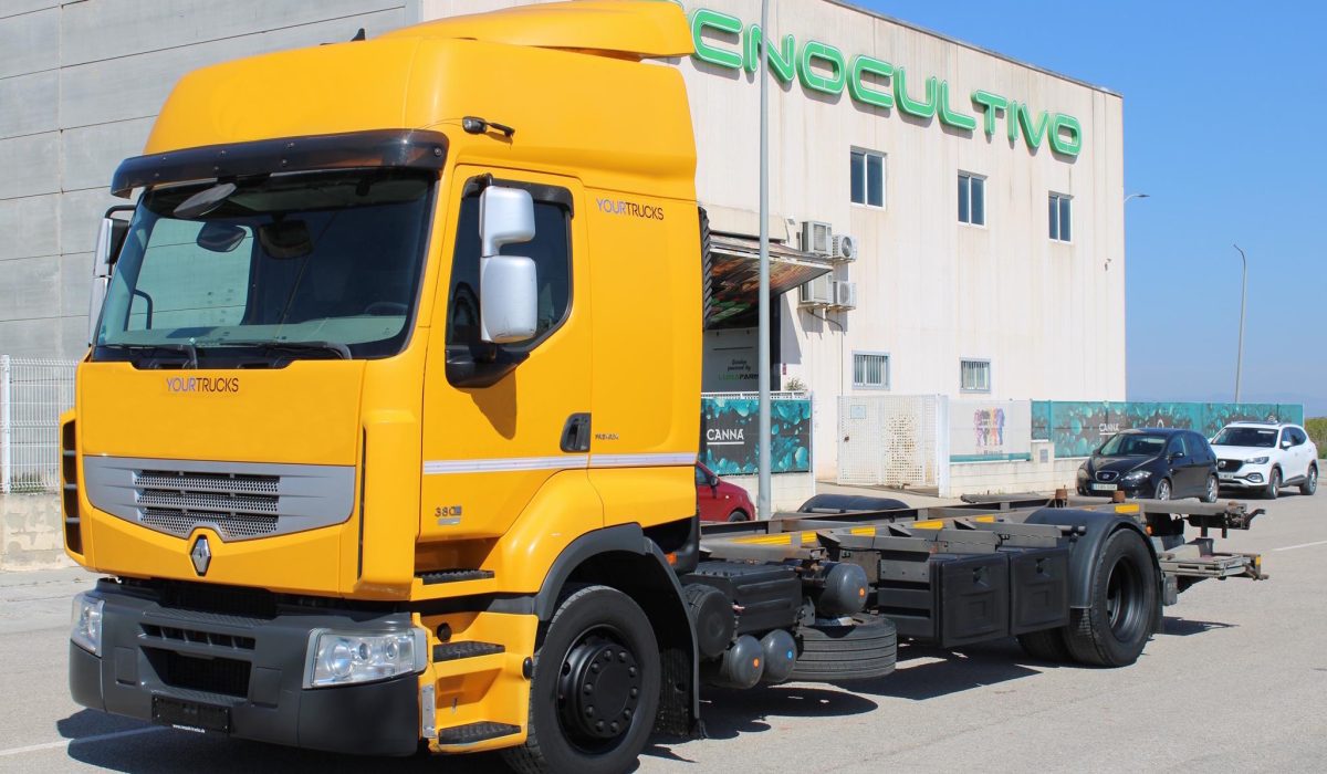 Renault 380 DXi 2931