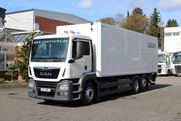 MAN TGS 26.420 - BI Temperatura - Eje direccional - eje elevable LK135